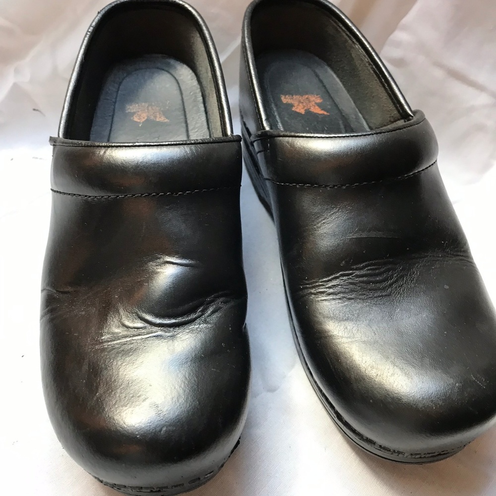 Dansko Profession Clogs_4